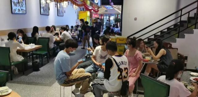 从抵触到热爱,他如何将父亲创立的餐厅发扬光大?插图2 从抵触到热爱,他如何将父亲创立的餐厅发扬光大?插图2